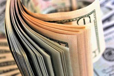 Александр Разуваев - Экономист рассказал, рухнет ли доллар - infox.ru - Сша