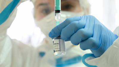 В США из-за ошибки уборщика уничтожены около 2 тысяч доз вакцины от COVID-19 - inforeactor.ru - Сша - Бостон