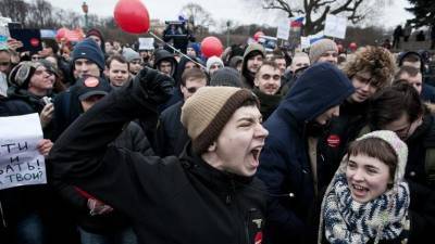 Следователи возбудили дело по факту вовлечения малолетних в митинги Навального - newizv.ru - Россия - Москва