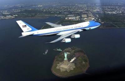 Дональд Трамп - Байден - Байден успеет полетать на новом американском президентском самолете стоимостью 5,3 млрд долларов - argumenti.ru - Сша