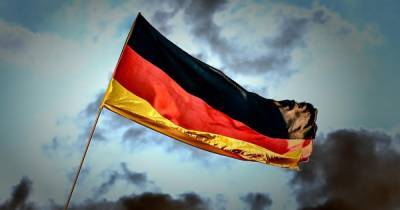 Суд в Германии назвал карантин "катастрофичным ошибочным решением" - ren.tv - Германия - Веймар