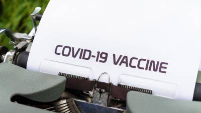 Анатолий Альтштейн - Альтштейн оценил вероятность появления назальной вакцины от COVID-19 - nation-news.ru