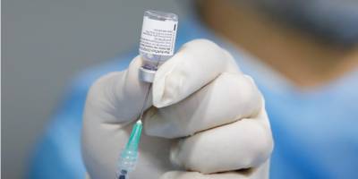 Ciro De-Luca - Чиновников еще одной страны подозревают в вакцинации от коронавируса вне очереди - nv.ua - Испания