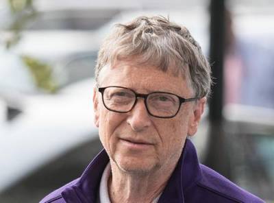 Вильям Гейтс - Билл Гейтс сделал прививку от COVID-19 - argumenti.ru - Сша