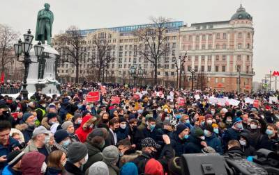Алексей Навальный - В Москве на акции протеста пришли 19 зараженных COVID, - оперштаб - rbc.ua - Москва