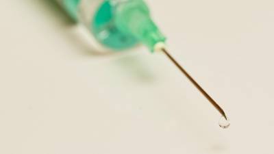 Житель США умер через несколько часов после вакцинации от коронавируса - newinform.com - Сша