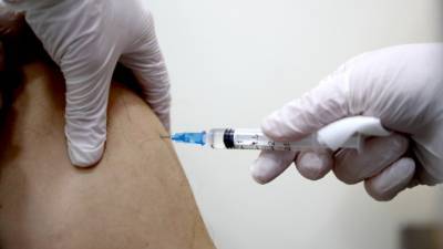 Российские военные в Кыргызстане получили вакцину от коронавируса - mir24.tv - Киргизия