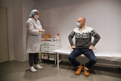 Николай Малышев - Врач рассказал, когда лучше вакцинироваться переболевшим COVID-19 - m24.ru - Москва