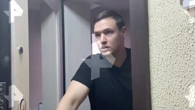 Александр Шаляпин - Сосед рассказал об обнаружении покончившего с собой комика Шаляпина - iz.ru - Израиль