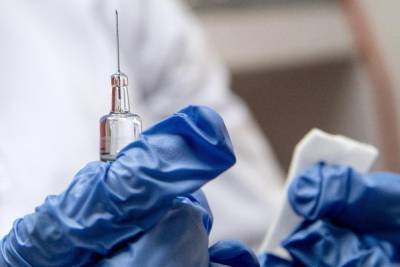 Ещё около 800 человек вакцинируют от коронавируса в Дагестане - mk.ru - республика Дагестан