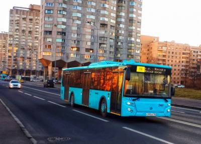 В этом году Смольный закупит более полусотни новых автобусов - abnews.ru - Санкт-Петербург