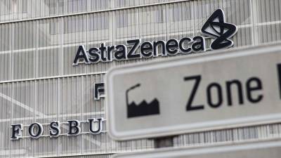 AstraZeneca опровергла информацию о низкой эффективности вакцины - iz.ru - Англия