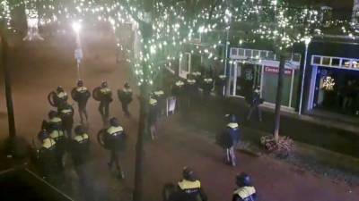 В Нидерландах третья ночь беспорядков из-за комендантского часа - svoboda.org - Голландия