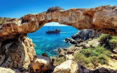 Кипр откроет границы для украинских туристов: дата и правила въезда - minfin.com.ua - Евросоюз - Кипр