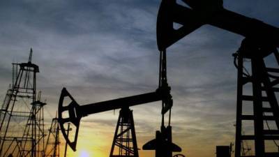 Цены на нефть меняются разнонаправленно - hubs.ua - Украина - Лондон - Нью-Йорк
