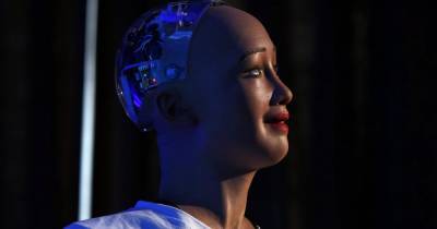 Илона Маска - Разработчики человекоподобного робота София хотят выпустить тысячи ее аналогов: зачем - tsn.ua - Саудовская Аравия