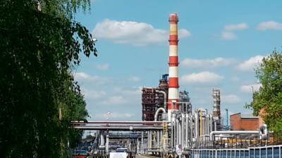 Объемы нефти на российских НПЗ достигли уровня 2011 года - riafan.ru - Москва