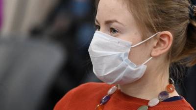 Владимир Зайцев - Врач объяснил, почему вредно носить две маски одновременно - nation-news.ru