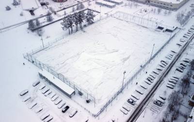 В Вильнюсе под тяжестью снега рухнул купол нового спортманежа - korrespondent.net - Вильнюс - Литва