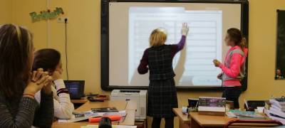 Артур Парфенчиков - Школьники и студенты Карелии возвращаются на учебные места - stolicaonego.ru - республика Карелия