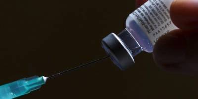 В Pfizer и BioNTech заявили об эффективности их вакцины против штаммов из Великобритании и ЮАР - nv.ua - Англия - Юар