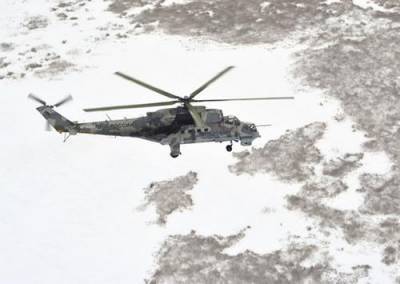 Вертолеты Ми-24П и Ми-8АМТШВ оттачивают боевые навыки в горах Тувы - argumenti.ru - республика Тыва - Тува