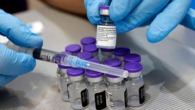 Энтони Фаучи - Эксперт: вакцины от коронавируса менее эффективны против южноафриканской мутации - vesty.co.il - Сша - Израиль