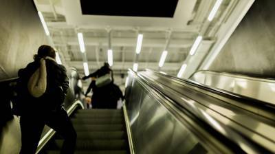 Александр Гусев - Для воронежских школьников сняли запрет на посещение ТЦ без взрослых - vestivrn.ru