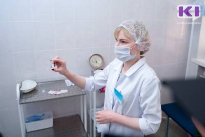 В Сыктывкарской поликлинике №3 закончилась вакцина от COVID-19 - komiinform.ru - Сыктывкар