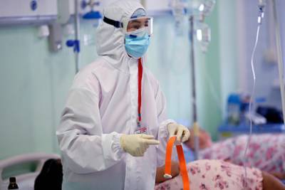В России за сутки выявили 19 238 новых случаев заражения коронавирусом - lenta.ru - Россия