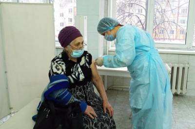 Илья Середюк - В Кемерове пожилые люди смогут доехать до места вакцинации от COVID-19 на социальном такси - gazeta.a42.ru - Кемерово