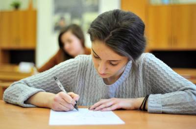 Школьникам объявили даты выпускных экзаменов - pnp.ru