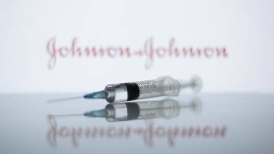 Вакцина Johnson & Johnson оказалась эффективна на 66% - vesti.ru - Сша