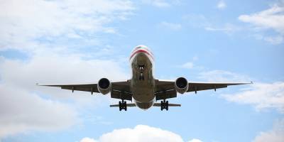 Великобритания запретила прямые пассажирские рейсы из ОАЭ - detaly.co.il - Англия - Лондон - Эмираты