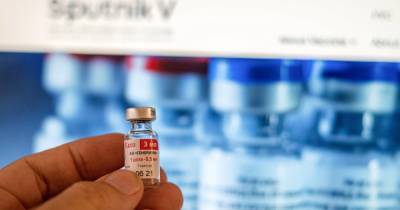 Маркус Зедер - В Германии надеются на быструю проверку российской вакцины в ЕС - ren.tv - Германия - Евросоюз - земля Бавария
