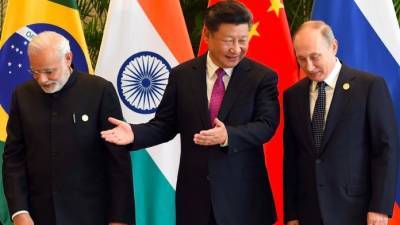 Ван И. - Россия не будет делать выбор между Индией и Китаем - geo-politica.info - Россия - Китай - Индия