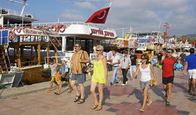 За нарушения карантина в Новый год туристов в Турции штрафуют на огромные суммы - newizv.ru - Турция - Стамбул