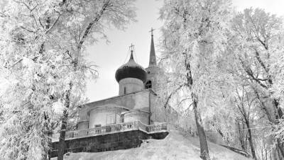 В Пушкинских Горах закрыли на карантин Святогорский монастырь - dp.ru - Россия