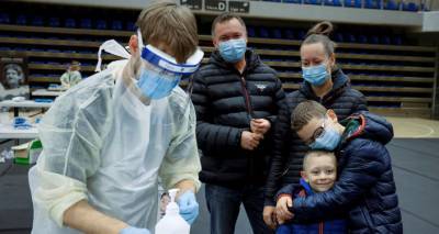 Марья Дипти Гурдасани - "Британский" коронавирус может быть опасен для детей - sputnik.by - Минск - Лондон