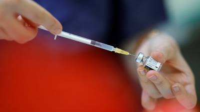 Украина договорилась о получении вакцины Pfizer в середине февраля - russian.rt.com - Украина - Сша