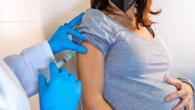 ВОЗ изменила позицию по вакцинации беременных от коронавируса: прививаться можно - vesty.co.il