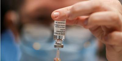 Маргарет Харрис - Lee Smith - ВОЗ призывает развитые страны притормозить с вакцинацией от COVID-19, чтобы хватило другим - nv.ua