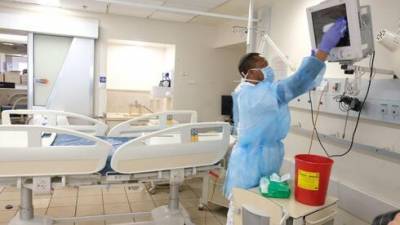 10 медиков в больнице "Ихилов" заразились коронавирусом после двух прививок - vesty.co.il - Израиль