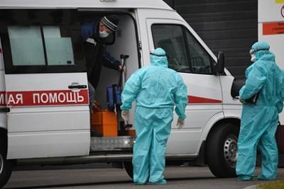 В России за сутки выявили 18 359 случаев заражения коронавирусом - lenta.ru - Россия