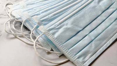 В России придумали экологичный способ утилизации одноразовых масок - vesti.ru - Россия - Новосибирск