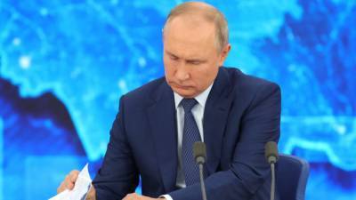 Владимир Путин - Путин поручил рассмотреть вопрос о сертификатах для привившихся от COVID-19 - nation-news.ru - Россия