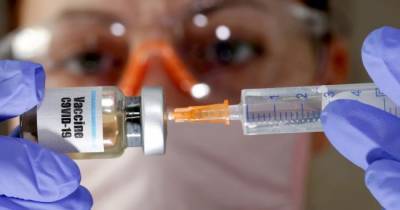 Стивен Бранденберг - Сторонник теории заговора испортил в США около 600 вакцин от Covid-19 - eadaily.com - Сша