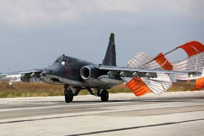 Красимир Каракачанов - В Болгарии хотят продлить эксплуатацию советских штурмовиков Су-25 - topwar.ru - Белоруссия - Болгария