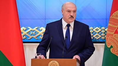Александр Лукашенко - Лукашенко озвучил свою версию появления коронавируса - riafan.ru - Белоруссия - Минск