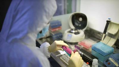 В Швейцарии число случаев коронавируса достигло почти 466 тысяч - russian.rt.com - Швейцария